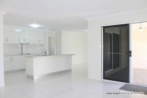 Property photo of 2/3 Randwick Road Emerald QLD 4720
