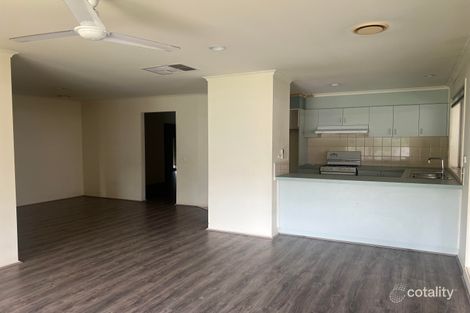 Property photo of 8 Answer Close Sydenham VIC 3037