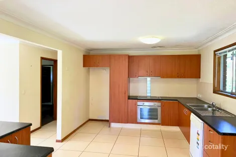 Property photo of 18 Gaye Parade Miami QLD 4220