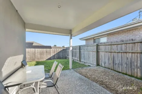 Property photo of 15 Napier Circuit Silkstone QLD 4304