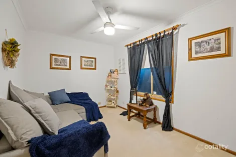 Property photo of 14 Aurora Circuit Greenwith SA 5125