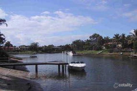 33 Selkirk Ave, Benowa, QLD 4217