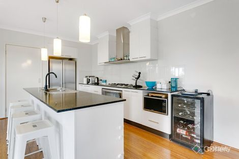Property photo of 78 Sandarra Boulevard Sandhurst VIC 3977