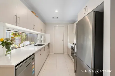 Property photo of 44 Ridgeview Drive Cliftleigh NSW 2321