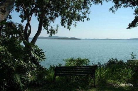 Property photo of 55 Caswell Crescent Tanilba Bay NSW 2319