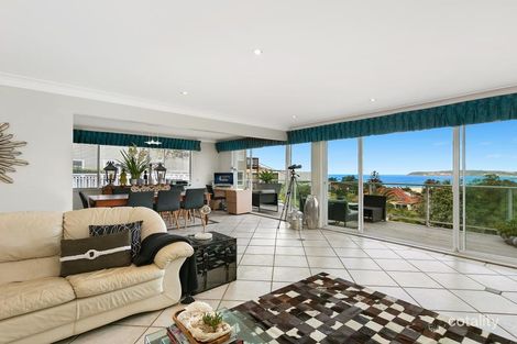Property photo of 32 Pitt Road North Curl Curl NSW 2099