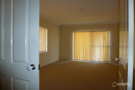Property photo of 29 Firmstone Circle Landsdale WA 6065