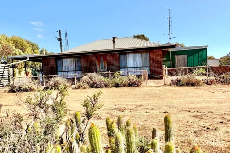 391 Kalanbi Rd, Ceduna, SA 5690