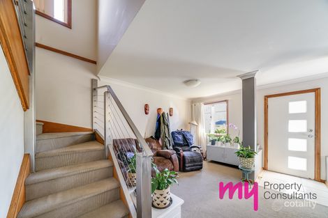 Property photo of 8 Reserve Circuit Currans Hill NSW 2567
