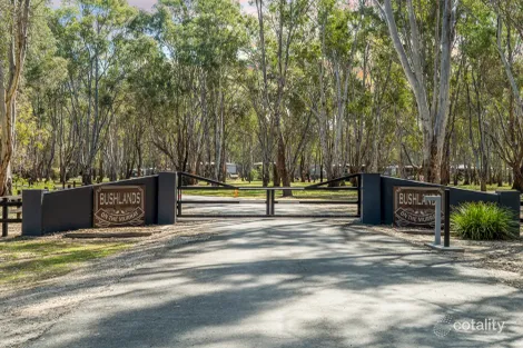 13 Bushlands Rd, Tocumwal, NSW 2714