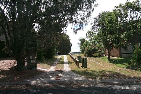 Property photo of 35 Cumming Parade Point Lookout QLD 4183