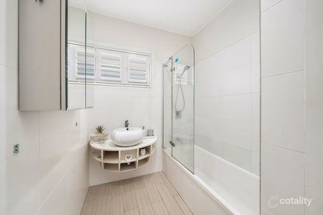 Property photo of 1 Cypress Place Redcliffe QLD 4020