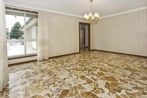Property photo of 1/99 Glenfern Road Ferntree Gully VIC 3156
