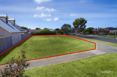 2 Grange Cres, Torquay, VIC 3228