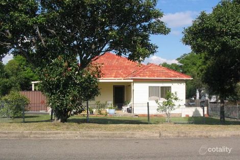 Property photo of 36 Rowley Street Pendle Hill NSW 2145