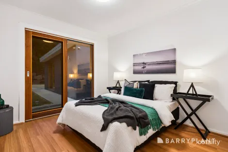 Property photo of 37 Finmere Crescent Upper Ferntree Gully VIC 3156