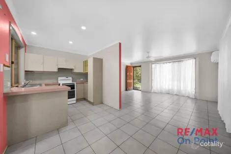 Property photo of 11 Perulpa Street Coochiemudlo Island QLD 4184