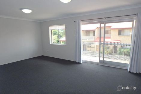 Property photo of 4/34 Yeronga Street Yeronga QLD 4104