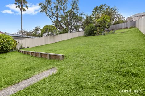 Property photo of 21 Pooraka Avenue West Wollongong NSW 2500