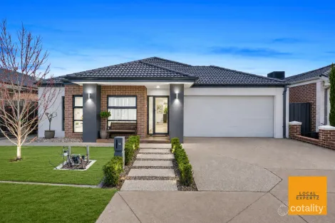 14 Astley Dr, Strathtulloh, VIC 3338