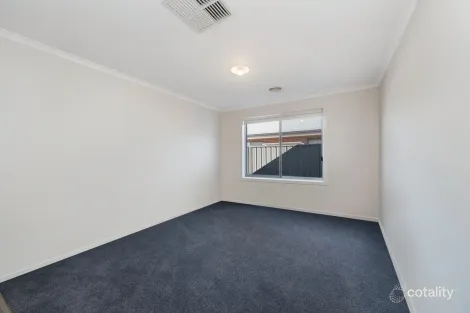 Property photo of 49 Yellowgum Drive Epsom VIC 3551