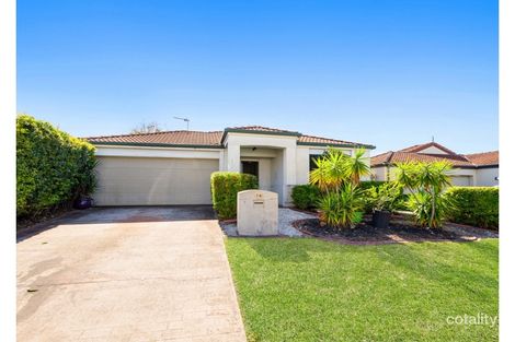 Property photo of 16 Harrow Place Arundel QLD 4214