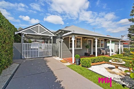 15 Luker St, Elderslie, NSW 2570