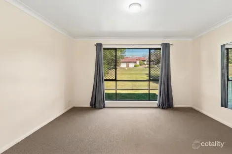 Property photo of 15 Elder Crescent Nowra NSW 2541
