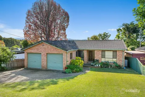 15 Elder Cres, Nowra, NSW 2541