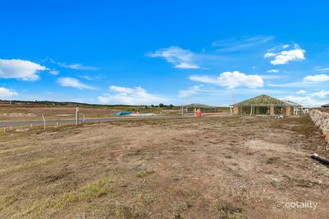 2 Sorrel Ct, Nikenbah, QLD 4655