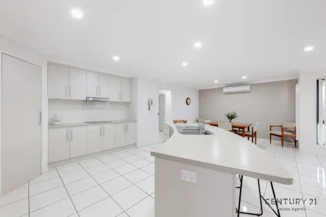 Property photo of 28 Serenity Drive Kalkie QLD 4670