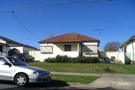 4 Mavis Ave, Peakhurst, NSW 2210