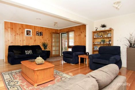 Property photo of 24 Hafey Crescent Hoppers Crossing VIC 3029
