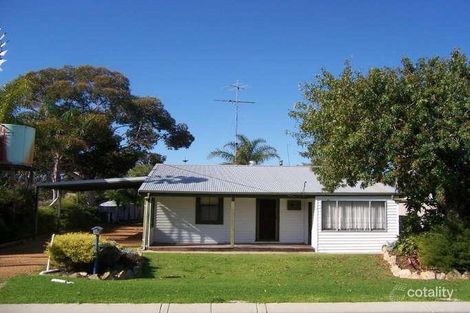 Property photo of 16 Merrivale Street Wannanup WA 6210