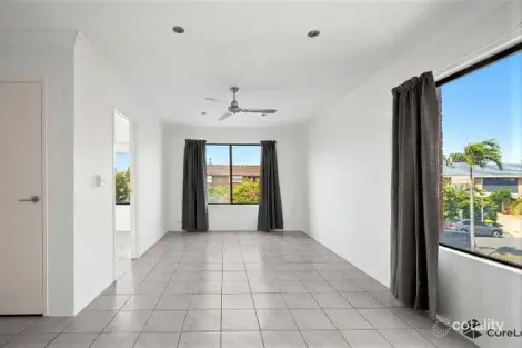 Property photo of 6/10 Aquila Court Mermaid Waters QLD 4218