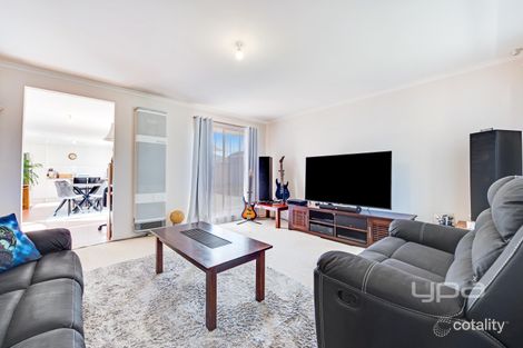 Property photo of 23 Cambridge Crescent Roxburgh Park VIC 3064