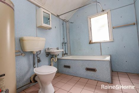 Property photo of 1/216 Russell Street Bathurst NSW 2795