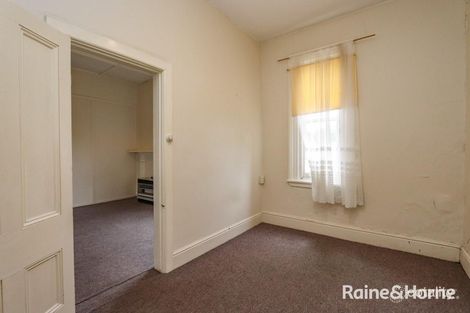 Property photo of 1/216 Russell Street Bathurst NSW 2795
