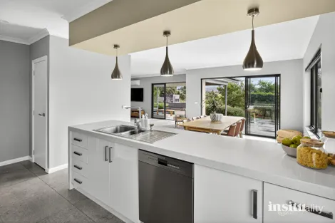 Property photo of 33 Hillview Drive Margate TAS 7054