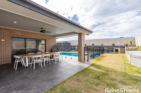 Property photo of 102 Wentworth Drive Kelso NSW 2795