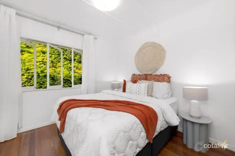 Property photo of 137 Jerrang Street Indooroopilly QLD 4068