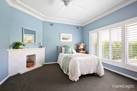 Property photo of 18 Kentwell Road Allambie Heights NSW 2100