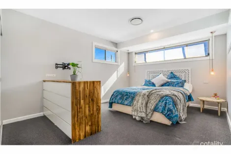 Property photo of 285 Park Avenue Kotara NSW 2289