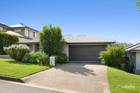 11 Greenvale Cres, Maudsland, QLD 4210