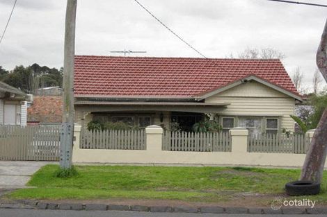 87 Napier Cres, Essendon, VIC 3040