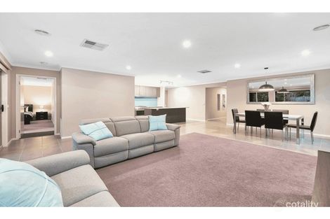 Property photo of 31 Mallett Grove Lyndhurst VIC 3975