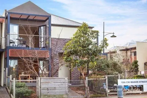 15/124-136 Mason St, Newport, VIC 3015
