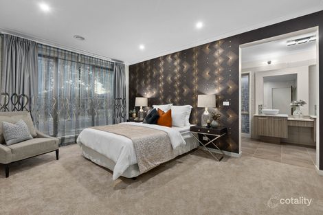 Property photo of 24 Beagle Street Cranbourne East VIC 3977