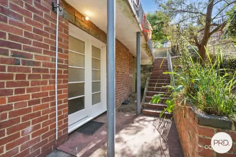 2/40 Lower Jordan Hill Rd, West Hobart, TAS 7000