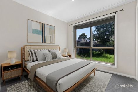 Property photo of 34 Grovedale Way Manor Lakes VIC 3024